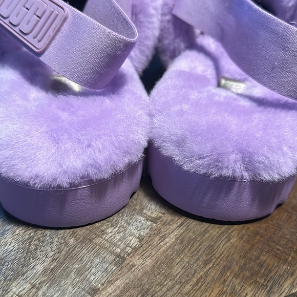UGG Yeah Fluff Slides - Picture 5 of 6